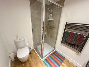 Shower Room/ W/C- click for photo gallery